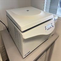 Eppendorf Centrifuge 5810R image 0